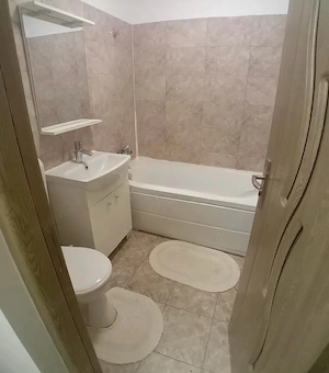 Medicina, apartament 2 camere  - imagine 3