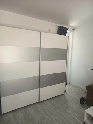 Apartament cu 2 camere, decomandat, GRADINA privata de 45 mp COMPLET MOBILAT SI UTILAT Braytim  - imagine 10