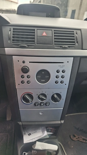 Opel Meriva 1.6 - imagine 4