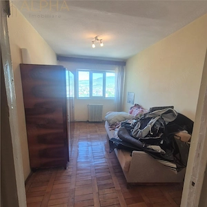 Apartament 4 camere – Str. Florilor, Bistrita , Jud B-N - imagine 3