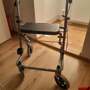 Mergator ajutator aproape nou !