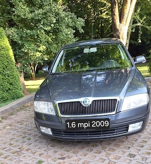 Skoda Octavia 1.6 MPI benzina 2009  vind   schimb - imagine 2