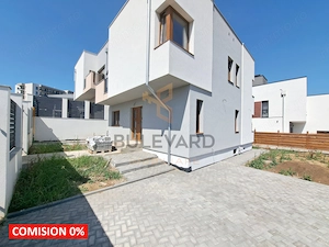 Casa tip duplex in zona Vivo Mall,  str Razoare Floresti