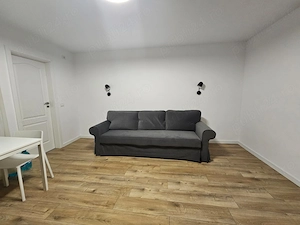 Inghiriez garsoniera in Medgidia, zona spital. - imagine 7