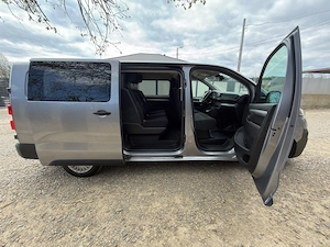 Opel Vivaro C, 2021, 2l 122 cai, 6 locuri + marfa, extra long - imagine 7
