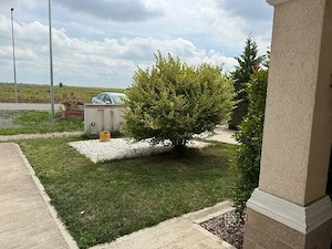 Duplex  79 mp utili și 324 mp teren   terasă acoperită, curte amenajată și multă liniște - imagine 4
