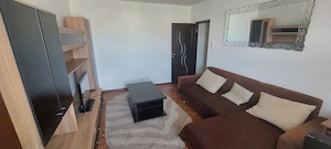 Închiriez apartament cu 2 camere, zona Girocului, 40mp, pret 350 EUR, docomandat si utilat - imagine 3