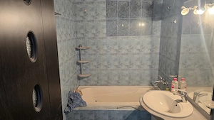 Vand apartament cu 2 camere decomandat in Deva, zona Eminescu (Politie) - imagine 3