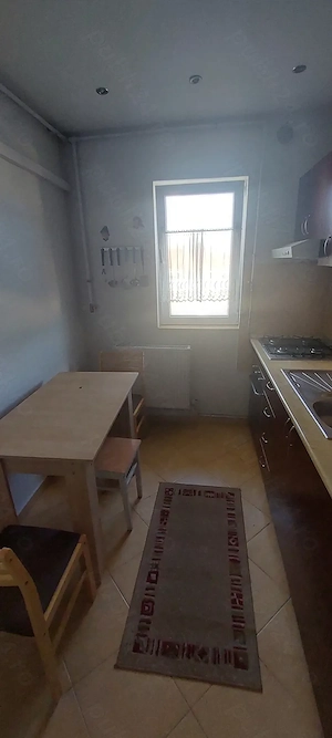 Închiriez apartament cu 2 camere, zona Girocului, 40mp, pret 350 EUR, docomandat si utilat - imagine 6
