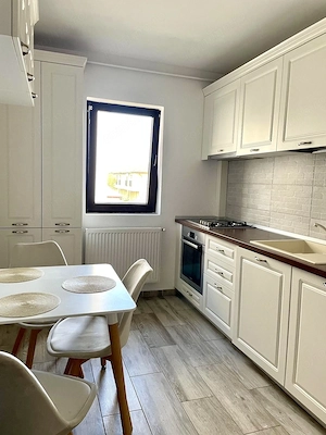 APARTAMENT IN VILA - imagine 4