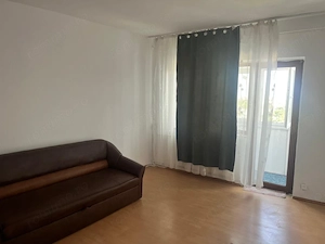 Apartament 2 camere, decomandat, zona Vest  - imagine 4