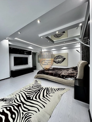 3 camere 125mp JT Tower Mamaia Nord Kauffland, plaja White Titanic Aqua Qullina 