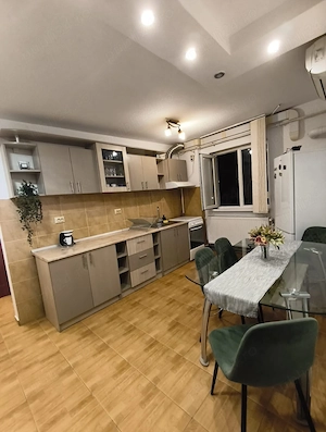 Inchiriez apartament 