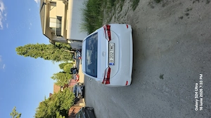 Vând  Toyota Corolla - imagine 6