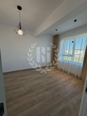 Vilă de închiriat Balotești | Piscină și ansamblu securizat - imagine 12