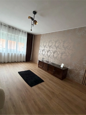 Proprietar vand apartament 2 camere decomandat - imagine 2