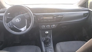vând autoturism Toyota Corolla - imagine 4