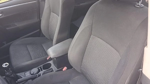 vând autoturism Toyota Corolla - imagine 3