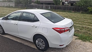 vând autoturism Toyota Corolla - imagine 7