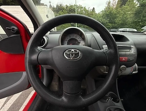 Toyota Aygo ,mica ,economica ,excelent pt oras - imagine 3