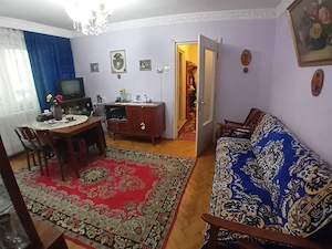Vând apartament 2 camere et. 1 Precista zona Laguna - imagine 6