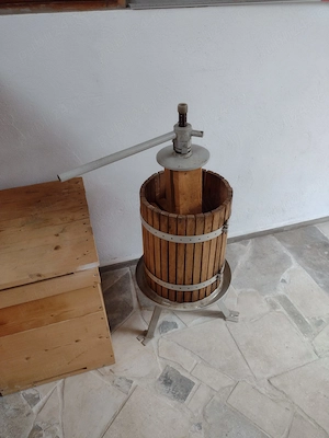 Presă de struguri 470 Lei