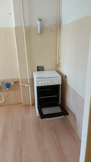 Proprietar   Vand Apartament 2 Camere, Cărămidă, Piața Unirii Nr. 6 (Ultracentral Simeria)   Etaj 2  - imagine 3