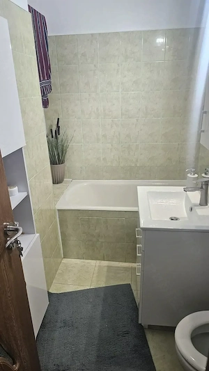Vand apartament cu 2 camere in Ghe Doja - imagine 4