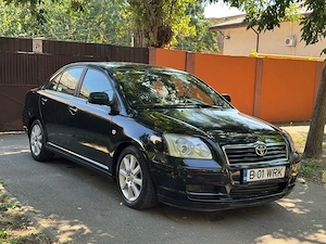 Toyota Avensis 2006 Benzina foarte fiabila si silentioasa  - imagine 2
