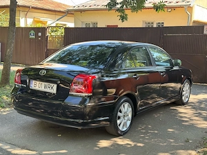 Toyota Avensis 2006 Benzina foarte fiabila si silentioasa  - imagine 3