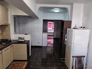 închiriez apartament cu 3 camere decomandate - piata marasti - imagine 4