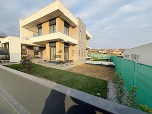 Vila / Casa de vanzare in Oradea, zona Dealuri - imagine 7