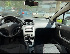 Peugeot 308 an 2011 - imagine 5