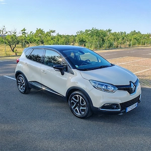Renault Captur Bicolor 1.5 Diesel 90 CP Distributia schimbata Navi LED Senzori parcare