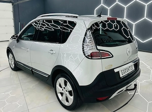 Renault Scenic - imagine 3