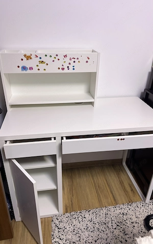 Birou pentru copii,de la IKEA, alb, cu polita suplimentara + scaun birou