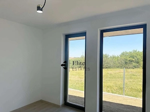 Casa premium cu 4 camere in Cihei | Centura Oradea la 2 minute - imagine 12