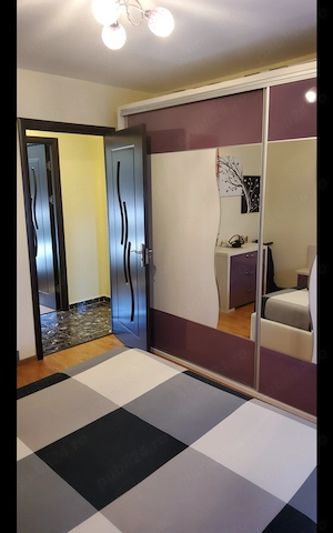 Apartament 3 camere decomandat, TOTAL RESTRUCTURAT, mobilat complet   Năvodari Sud - imagine 4
