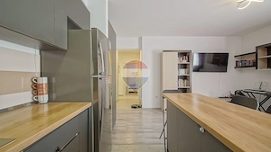 Apartament 3 camere Maurer Tractorul Balcon generos, Parcare și Boxă - imagine 4