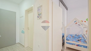 Apartament 3 camere Maurer Tractorul Balcon generos, Parcare și Boxă - imagine 14