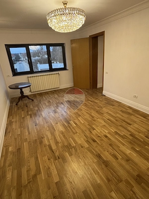 Vilă cu 6 camere de închiriat PIPERA - imagine 5