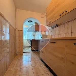 Apartament 3 camere | Bd. Independenței nr. 22 | Centru ,Decomandat - imagine 5
