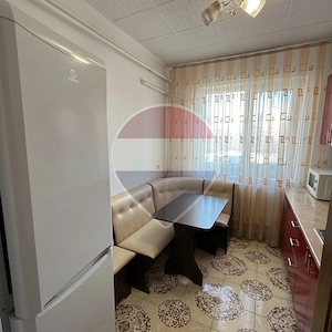 Apartament 3 camere · Podul Roș · Vedere Palas  Palatul Culturii - imagine 4