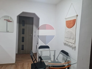 Apartament cu 3 camere de închiriat - imagine 12