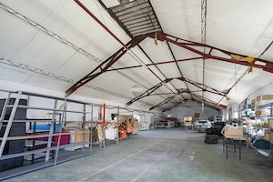 Proprietate industrialǎ 3 hale, teren 12.190 mp - imagine 9