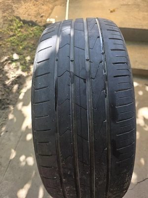 Vand 4 Anvelope de vara Hankook  Ventus Prime 3 si Barum Bravuris 3 215 50 R17