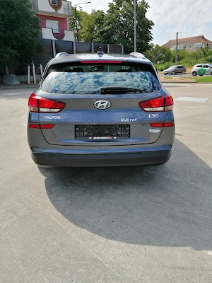 Vând Hyundai i30 1.6 diesel Euro 6 An 2017 - imagine 5