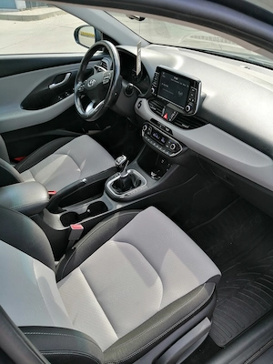 Vând Hyundai i30 1.6 diesel Euro 6 An 2017 - imagine 3