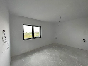 Comision 0 | Casa Individuala | 4 dormitoare | 3 Bai | Asfalt | Giarmata-Mare - imagine 19