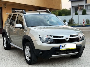 Dacia Duster 4x4 diesel 1.5 - imagine 2